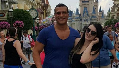 Paige And Del Rio Have Reportedly Set A Date For Their Wedding